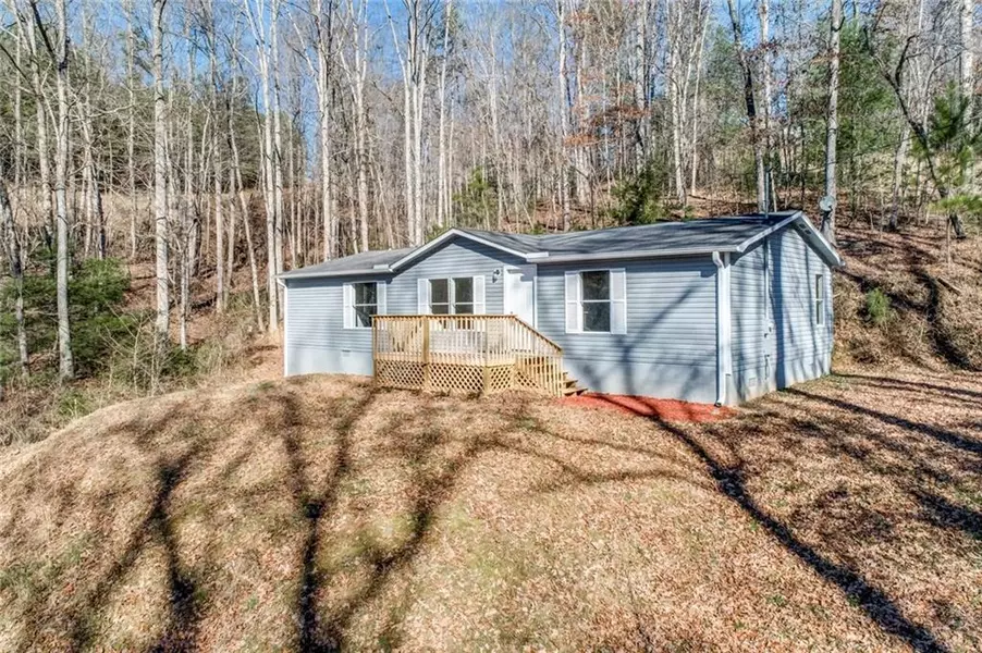 11 Pebble CT, Ellijay, GA 30540