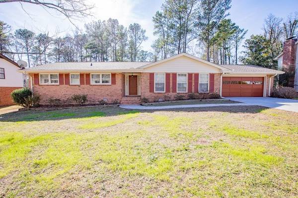 629 Old Hickory LN, Lilburn, GA 30047