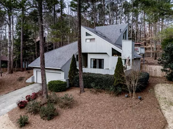 4162 Loch Highland Pkwy NE, Roswell, GA 30075