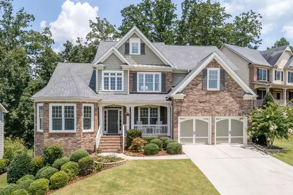 7444 Shady Glen DR, Flowery Branch, GA 30542