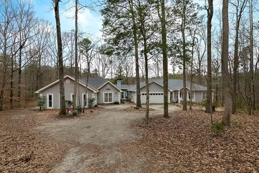 334 Ancient Oak LN, Newnan, GA 30263