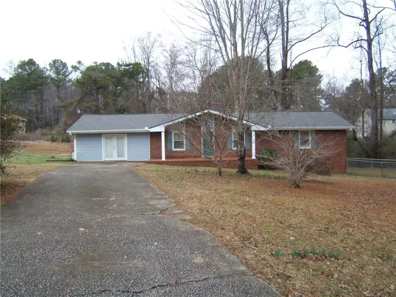 285 W Barbara LN, Carrollton, GA 30117