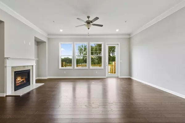 Alpharetta, GA 30005,523 Headwind WAY #16