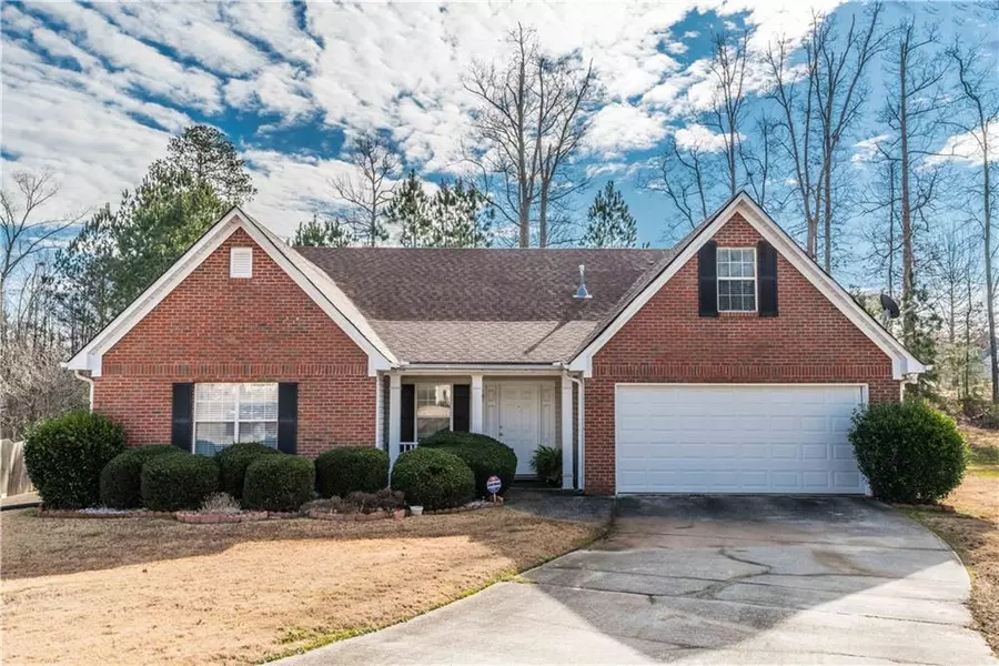 3887 Spy Glass CIR, Snellville, GA 30039