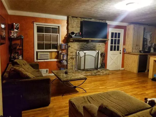 Fairburn, GA 30213,6795 Oak Leaf Dr