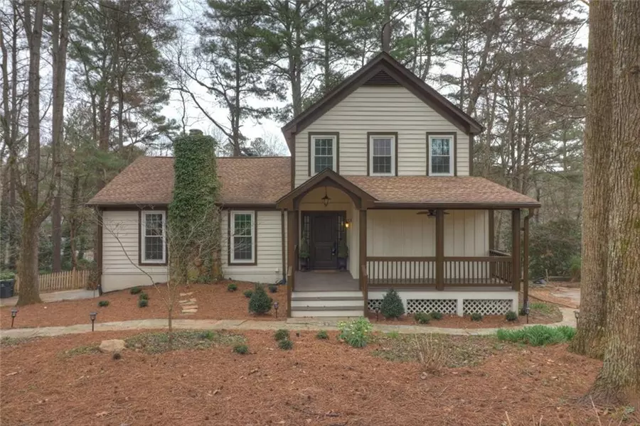 332 Sassafras RD, Roswell, GA 30076