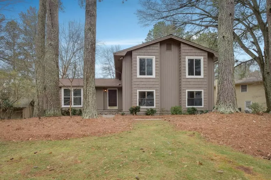 355 Soft Pine TRL, Roswell, GA 30076