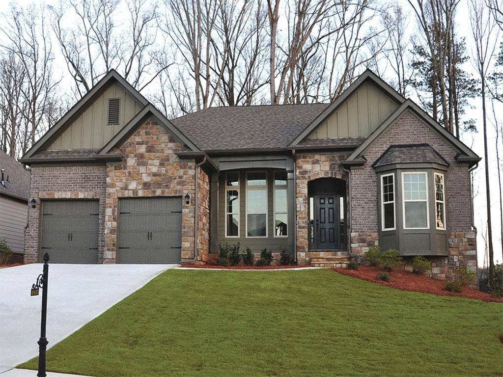 703 Red Wolf RUN, Atlanta, GA 30349