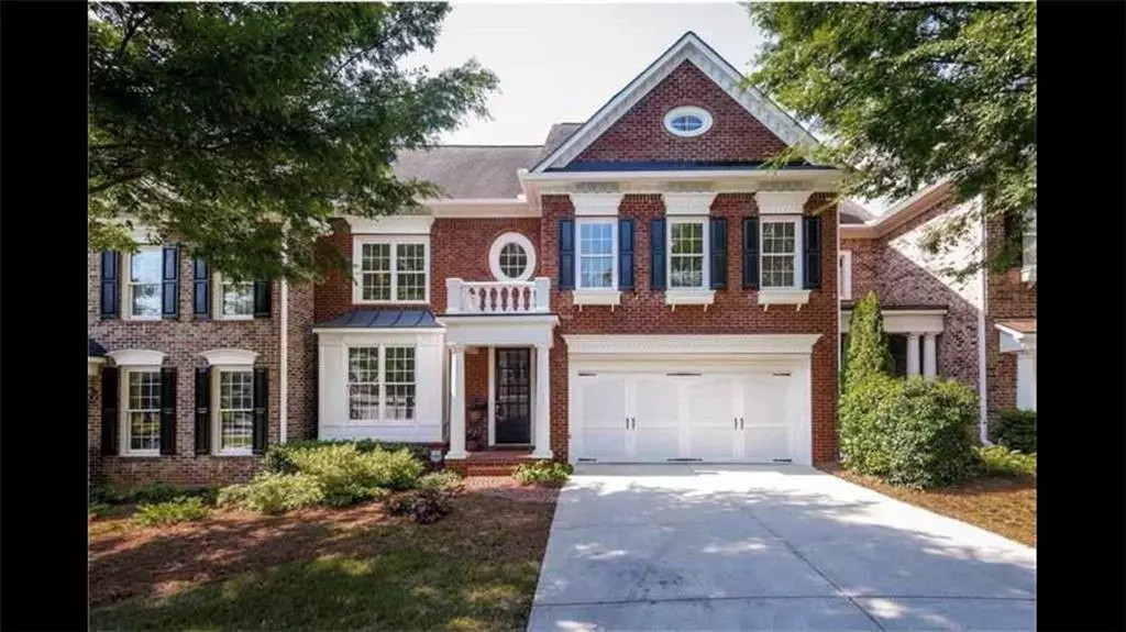 2422 Loxford LN, Alpharetta, GA 30009