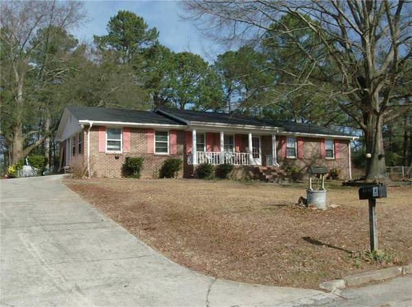 2004 Deerfield RUN, Snellville, GA 30078