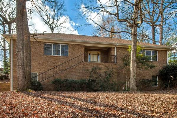 725 NIX DR, Gainesville, GA 30501