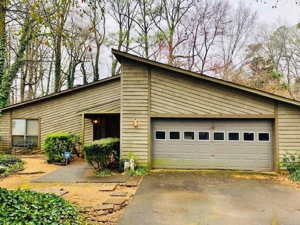 10050 Lake Forest WAY, Roswell, GA 30076