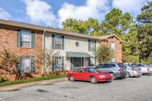Atlanta, GA 30342,5663 KINGSPORT DR