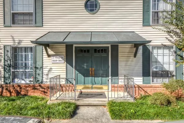 Atlanta, GA 30342,5663 KINGSPORT DR