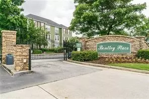 526 Bentley PL, Tucker, GA 30084