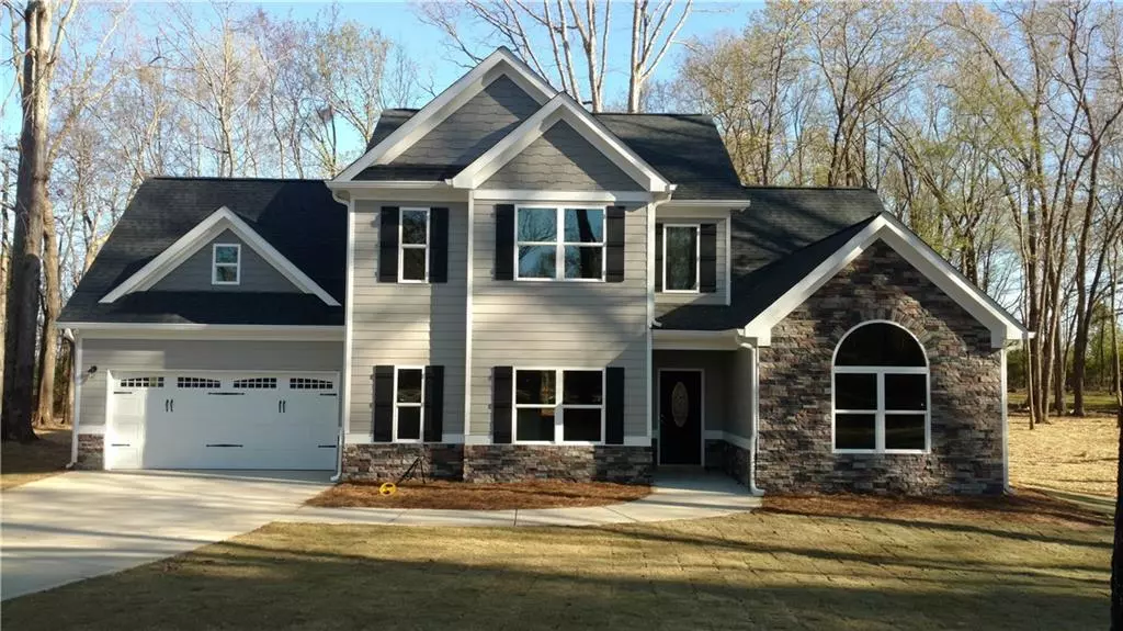 Hoschton, GA 30548,732 East Jefferson Street
