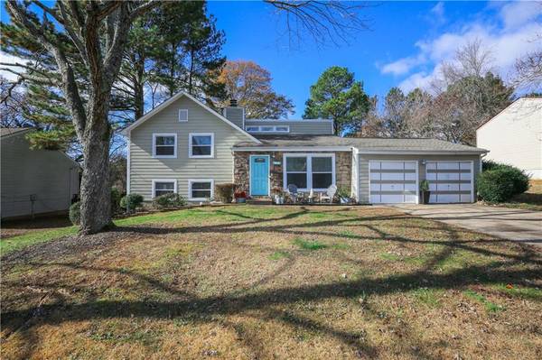 10410 Worthington Hills, Roswell, GA 30076