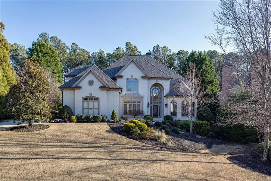 1020 Lake Shore Overlook, Alpharetta, GA 30005