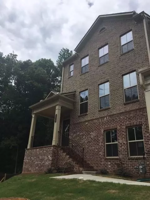 Suwanee, GA 30024,600 Northaven AVE #16