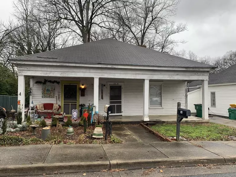 144 Walker ST, Winder, GA 30680