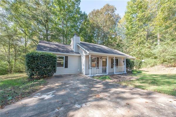 50 Dogwood CT, Gillsville, GA 30543