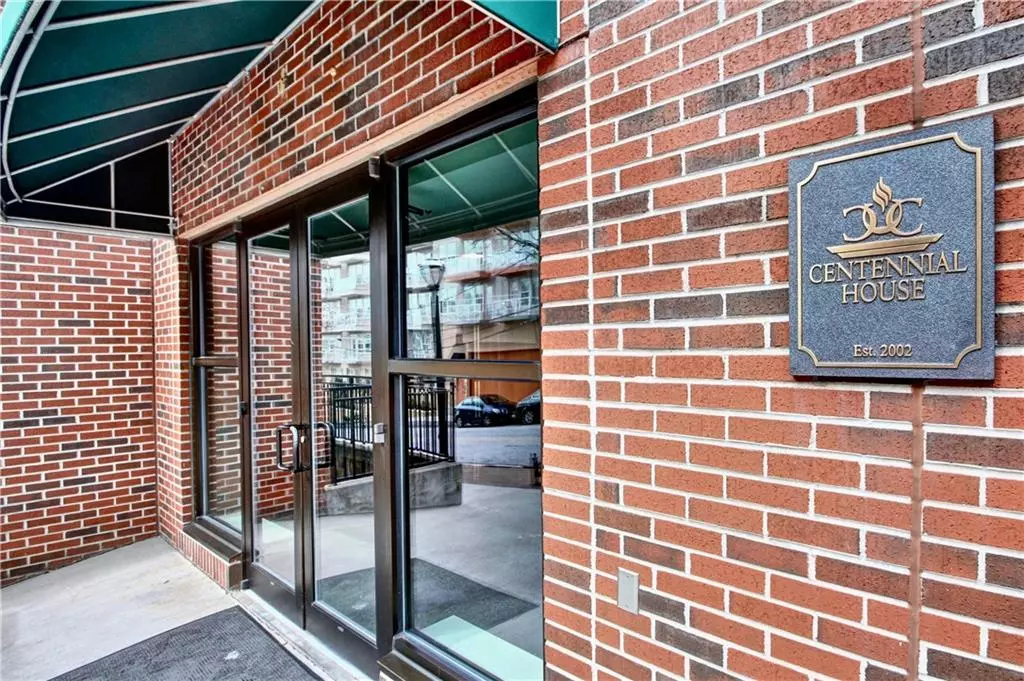 Atlanta, GA 30313,115 W PEACHTREE PL NW #410