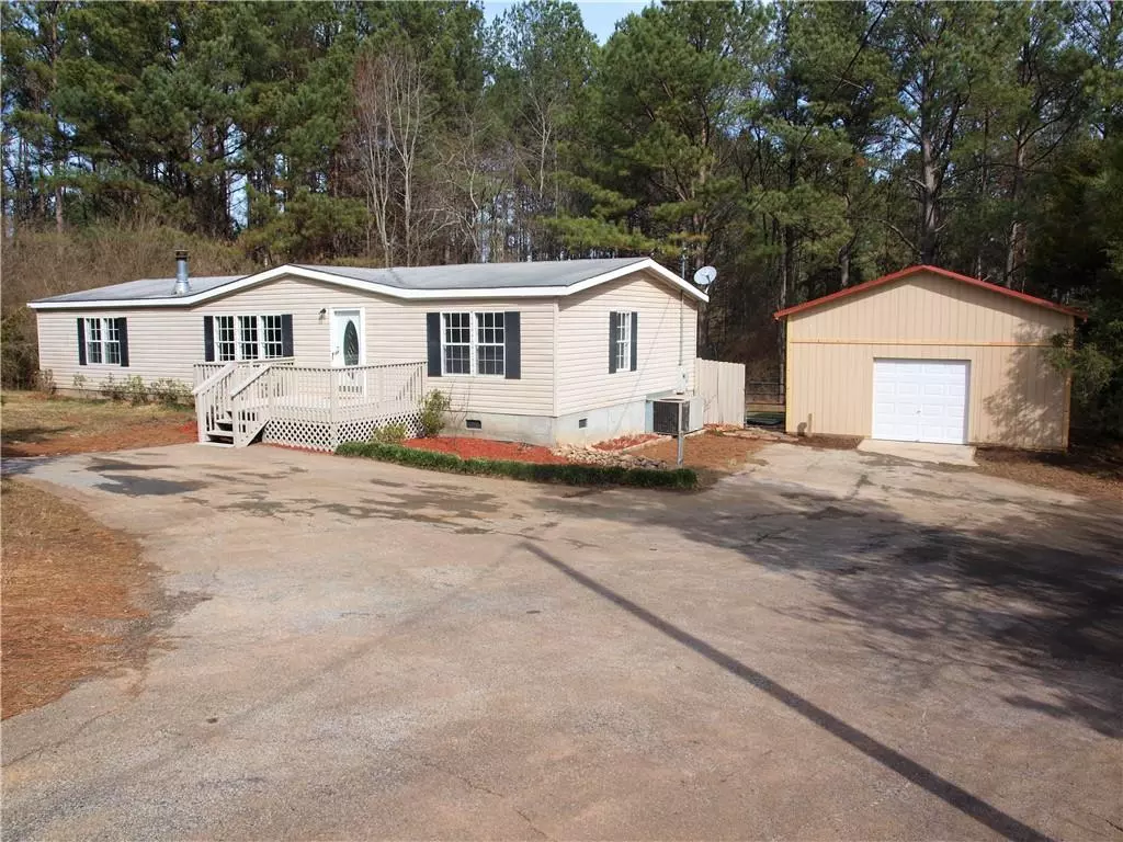 Martin, GA 30557,1036 Pleasant Hill RD