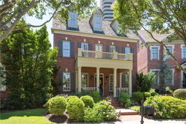 7 Conifer CIR NE, Atlanta, GA 30342