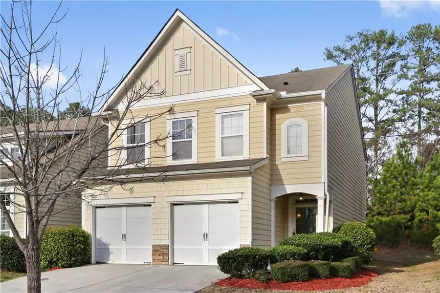 120 Emberwood LN, Fairburn, GA 30213