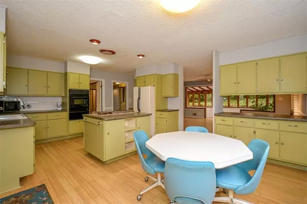 Dunwoody, GA 30338,4575 Sharon Valley CT