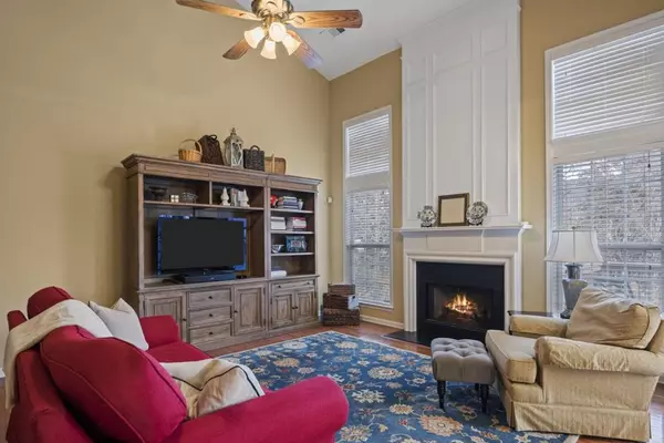Alpharetta, GA 30004,220 Lembeth CT