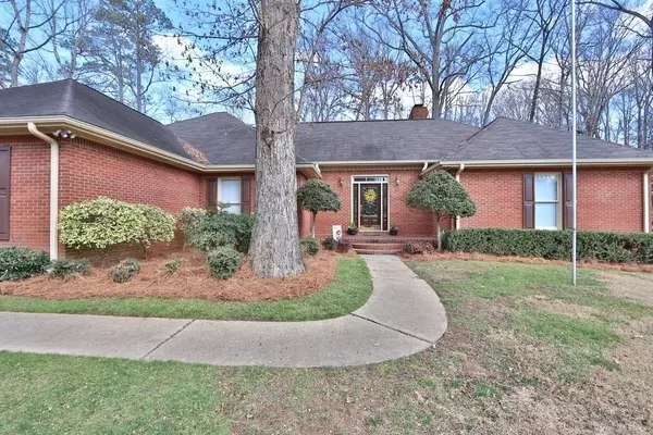 Roswell, GA 30075,895 FERNCROFT CT