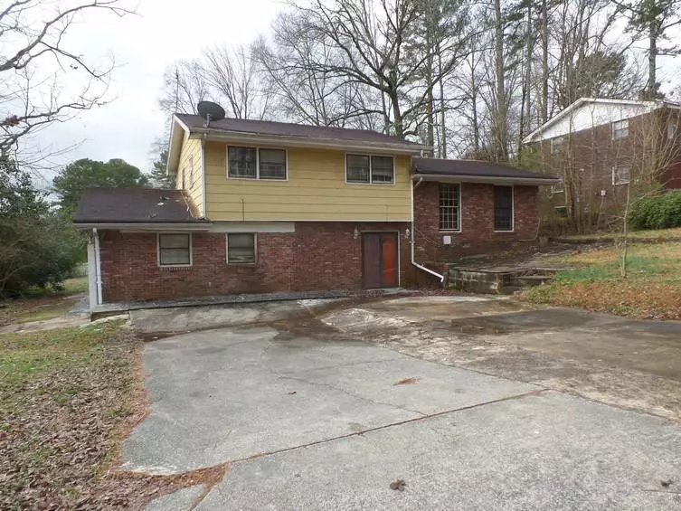 1429 Cherokee TRL, Conley, GA 30288