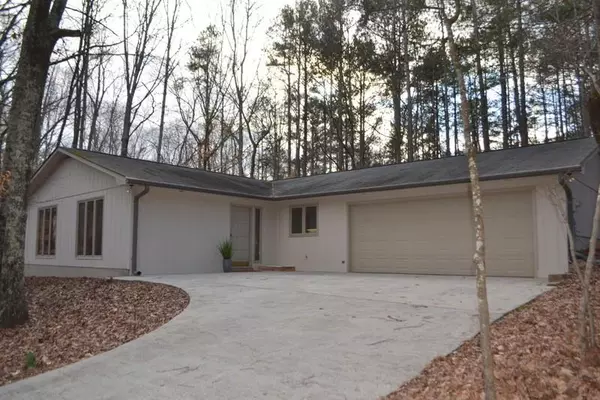 2001 LAKEVIEW Pkwy, Villa Rica, GA 30180