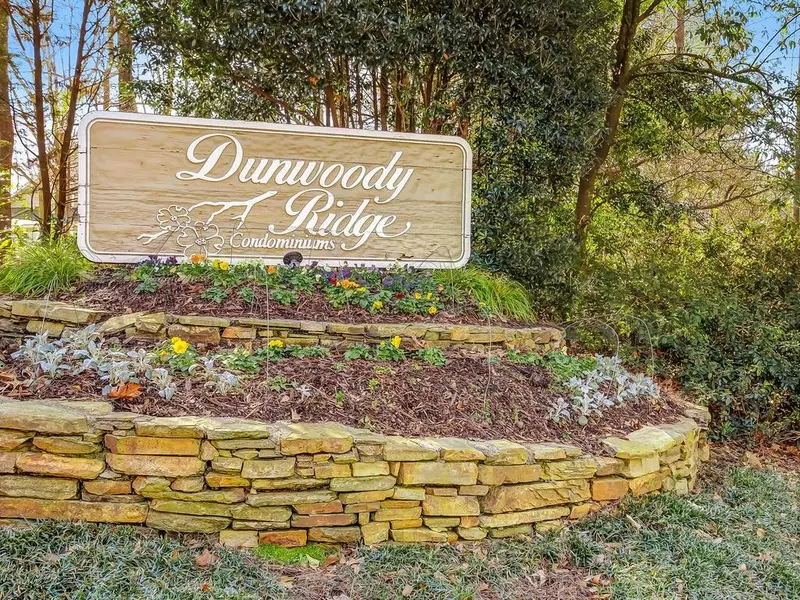 4525 Pineridge CIR, Dunwoody, GA 30338