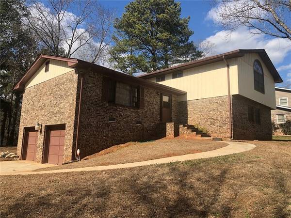 4292 Bexley DR, Stone Mountain, GA 30083