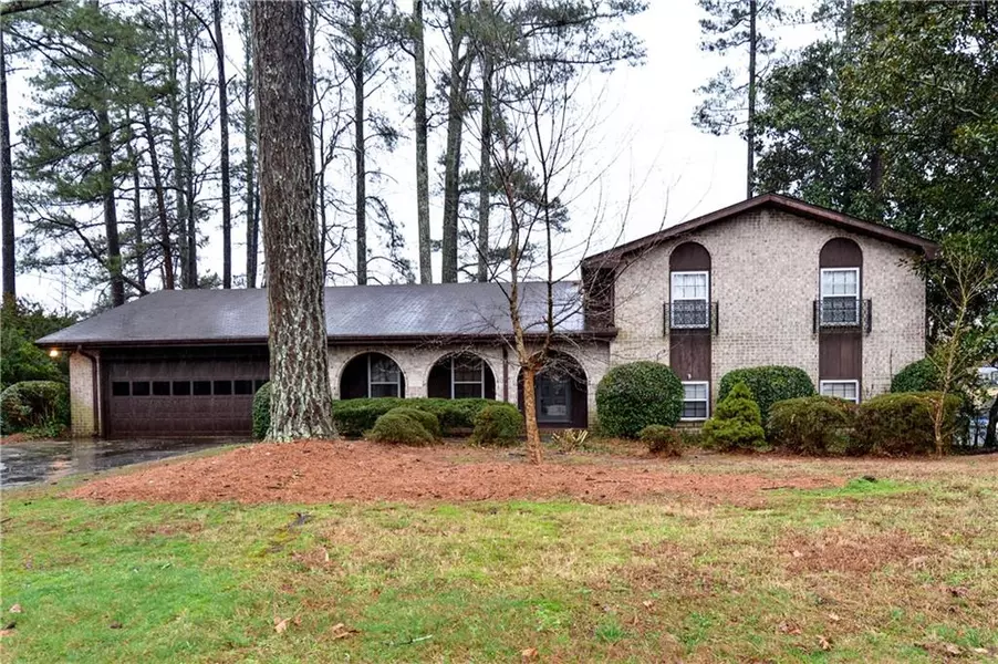 2315 N Peachtree WAY, Dunwoody, GA 30338