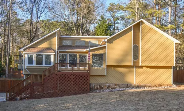 700 Applewood LN NW, Marietta, GA 30064