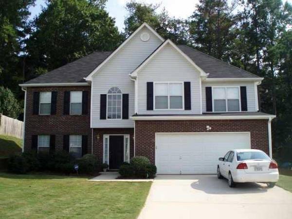 3371 Rockmill DR, Ellenwood, GA 30294