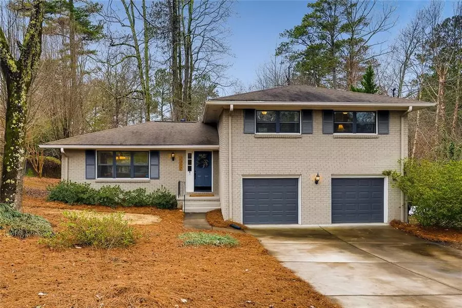 2397 Kingsland DR, Dunwoody, GA 30360