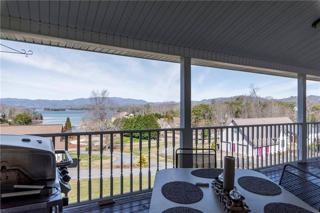 Hiawassee, GA 30546,1730 Russell Ridge DR