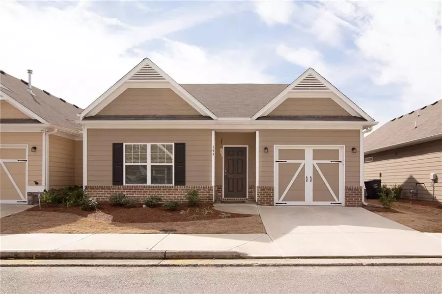 144 Point View DR, Canton, GA 30114