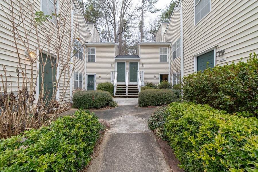 1201 GLENLEAF DR, Peachtree Corners, GA 30092