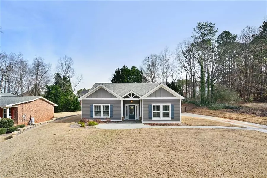 3870 Hillside DR, Duluth, GA 30096