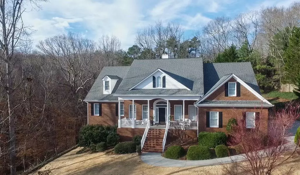 6020 BATEAU DR, Flowery Branch, GA 30542