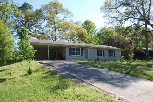 37 Forkwood CIR, Hiram, GA 30141