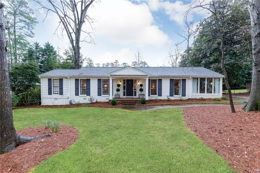 449 Carolwood LN, Atlanta, GA 30342