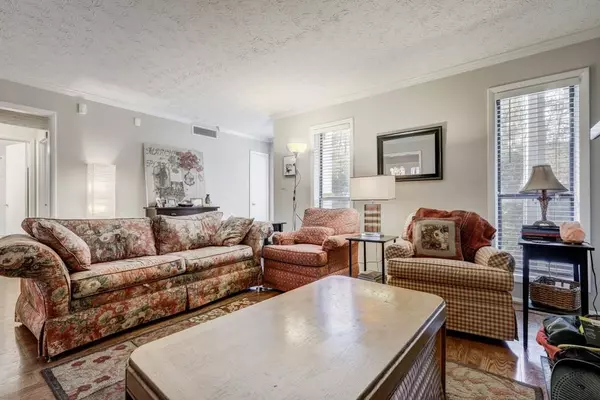 Atlanta, GA 30324,806 Summit North DR #806