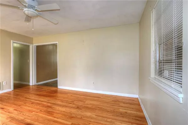 Oxford, GA 30054,201 W BONNELL ST