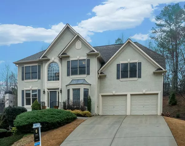 807 Hillcrest LN, Woodstock, GA 30189